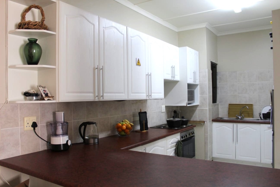2 Bedroom Property for Sale in Jeffreys Bay Central Eastern Cape